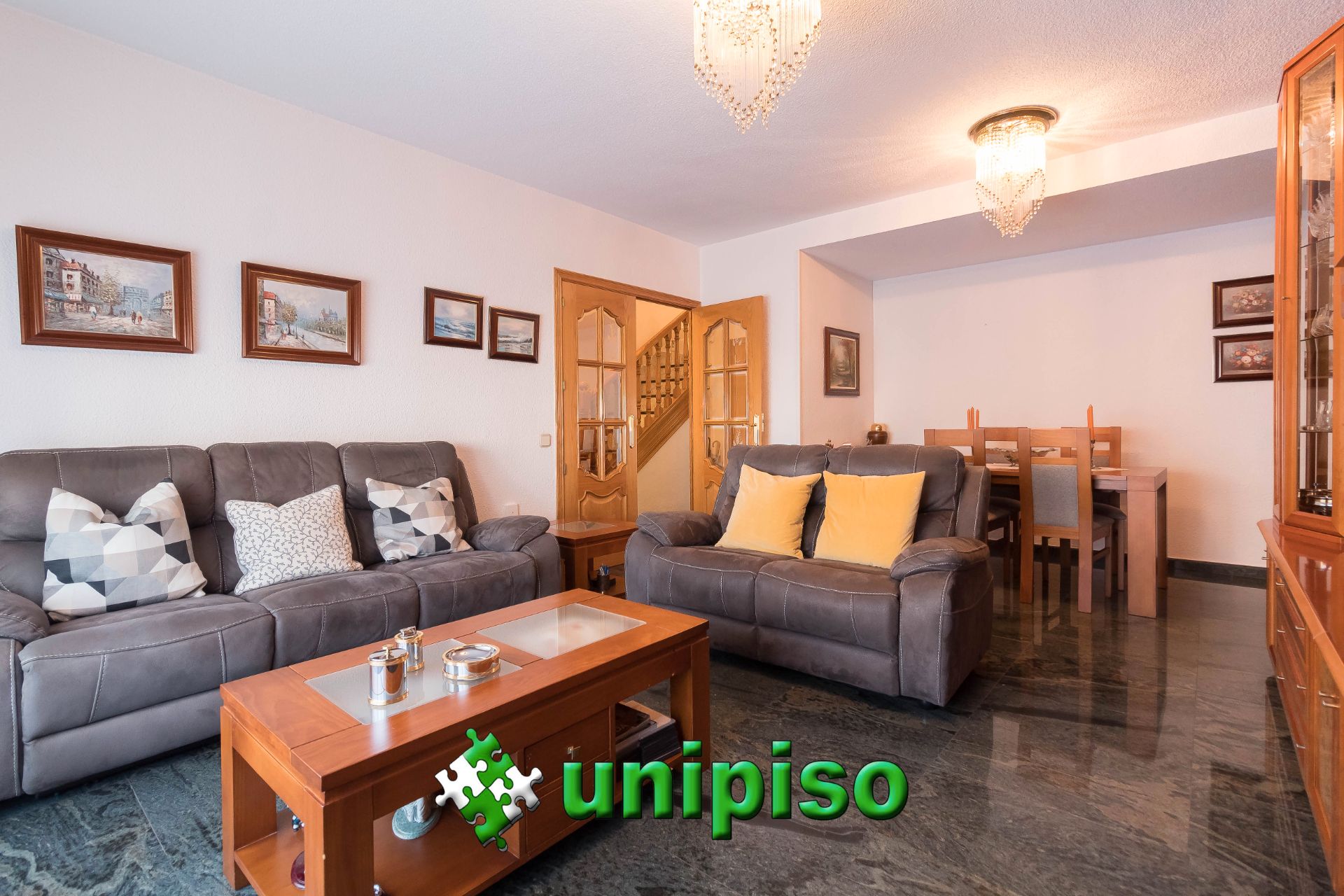Sala de estar de Casa adosada en venta en Leganés con Aire acondicionado, Calefacción y Terraza