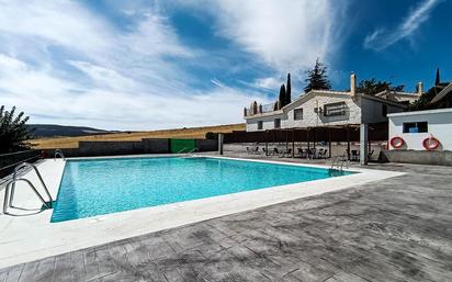 Schwimmbecken von Haus oder Chalet zum verkauf in Ventas de Huelma mit Terrasse und Schwimmbad
