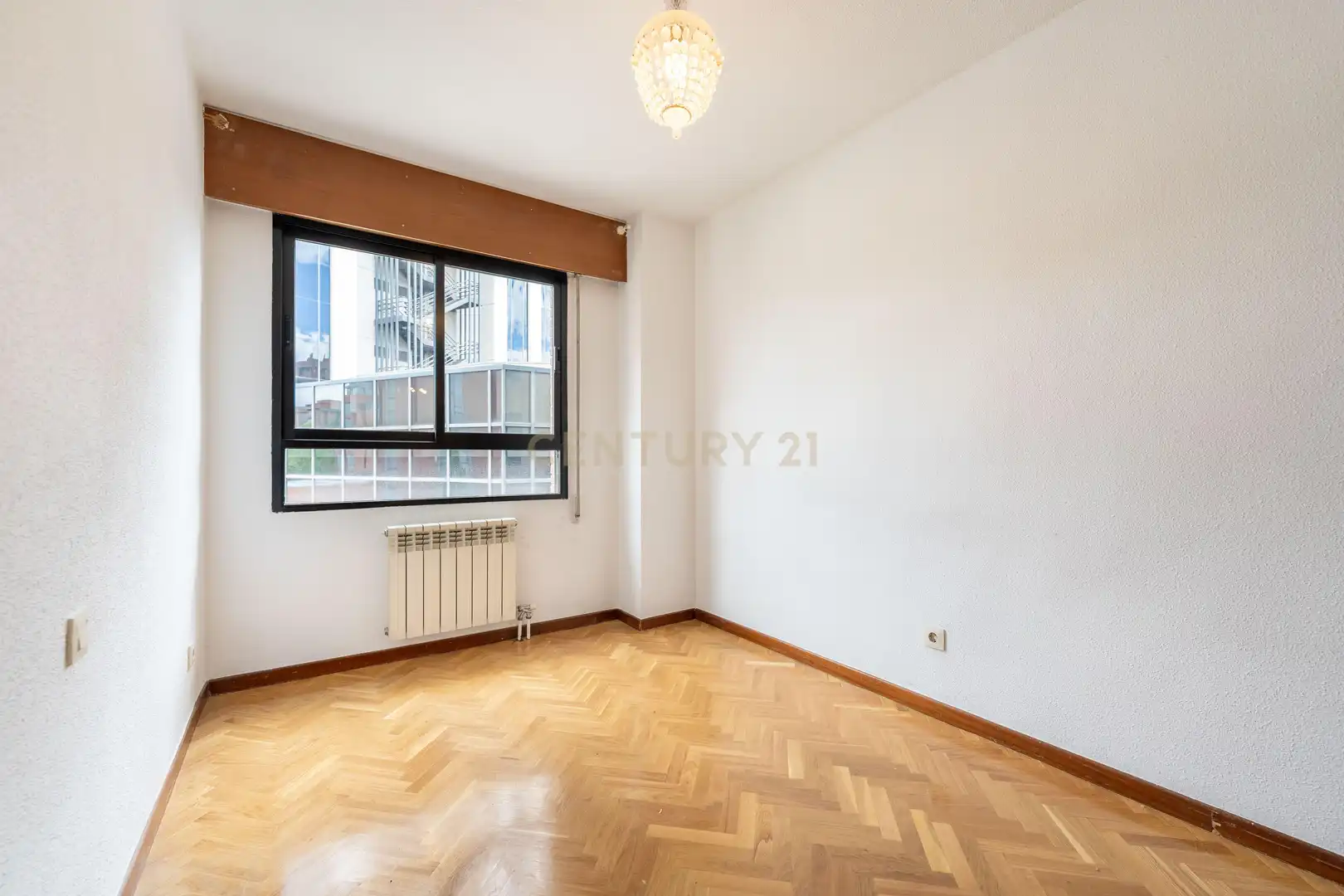 Piso en venta en CL CALERUEGA 106MADRID (MADRID), 106, Costillares