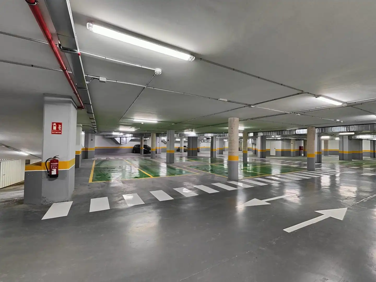 Parking of Flat for rent in Pontevedra Capital   with Heating, Storage room and Furnished