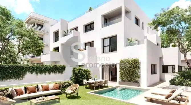 Vista exterior de Dúplex en venta en Este