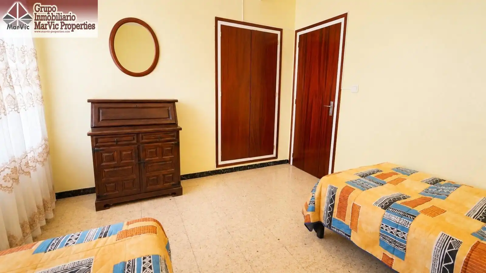 Habitación de Ático en venta en Benidorm con Terraza y Amueblado