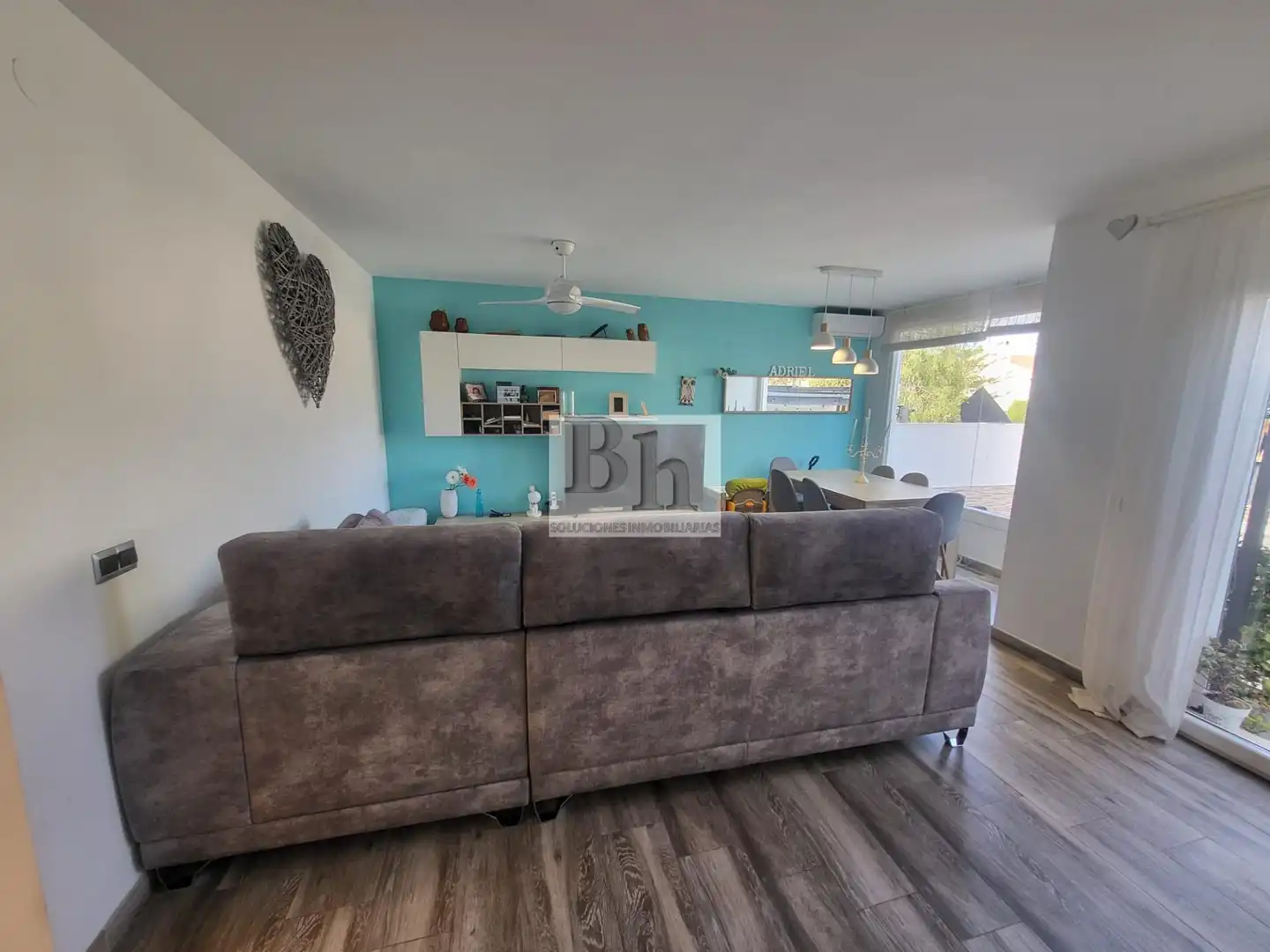 Sala de estar de Casa adosada en venta en Alhaurín de la Torre