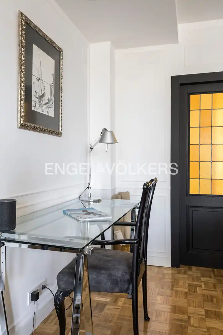 Dining room of Flat for sale in Madrid  with Air Conditioner, Heating and Parquet flooring