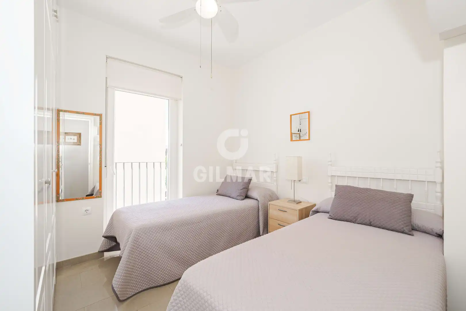 Bedroom of Flat for sale in Sevilla  with Heating, Storage room and Balcony