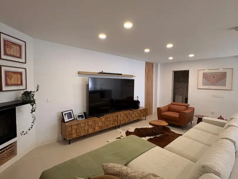 Sala de estar de Casa o chalet en venta en Almería con Aire acondicionado, Calefacción y Jardín privado
