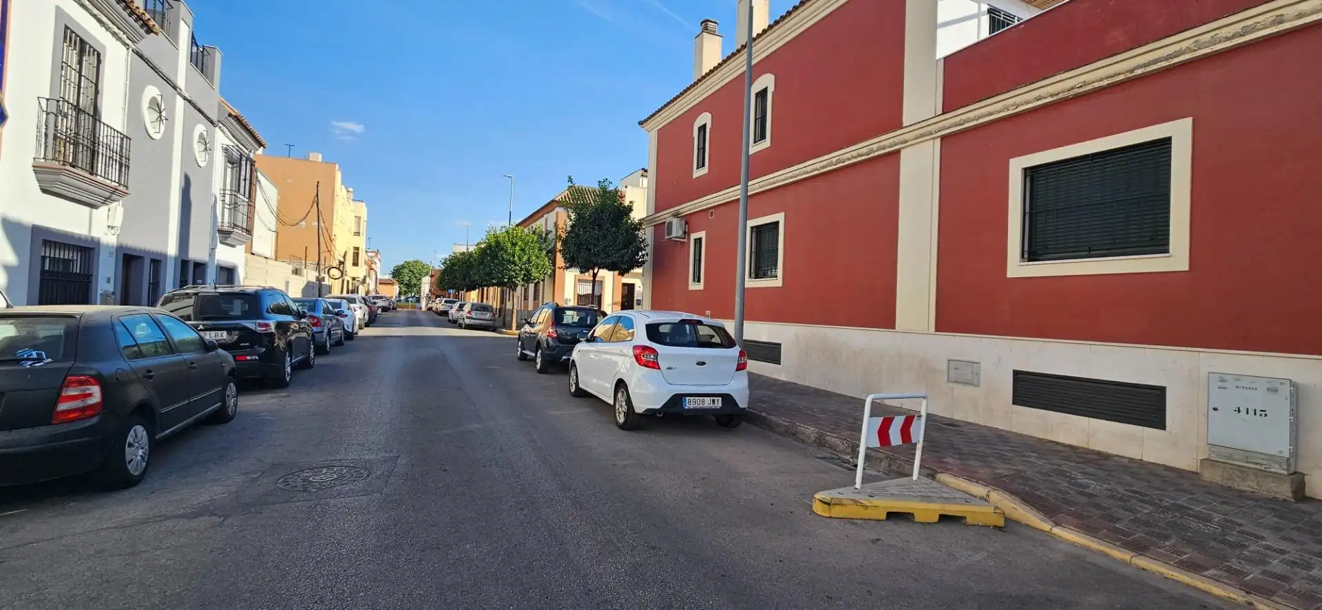 Vista exterior de Garaje en venta en Dos Hermanas