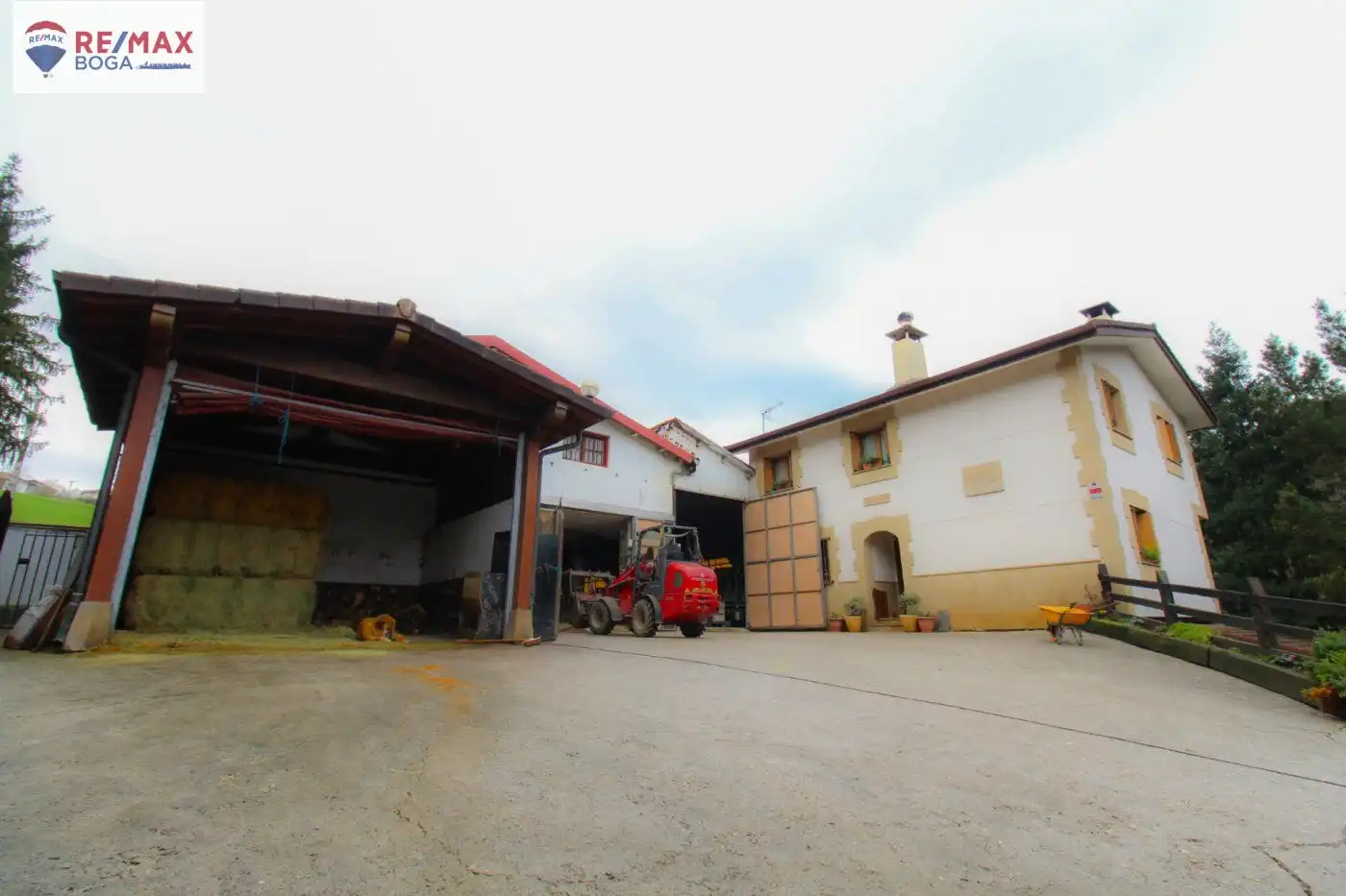 Vista exterior de Casa o chalet en venta en Olaberria con Calefacción, Jardín privado y Terraza