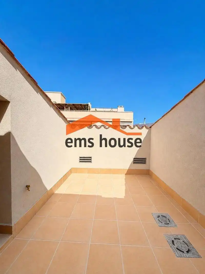 Vista exterior de Dúplex en venda en Calonge i Sant Antoni amb Terrassa i Balcó