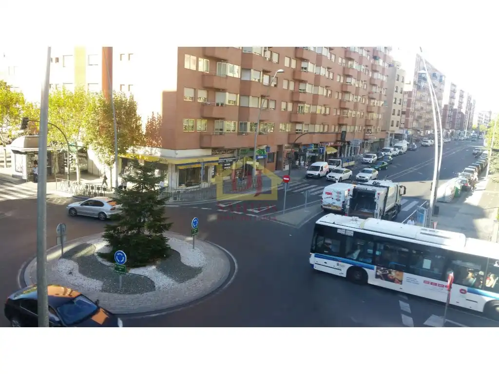 Vista exterior de Apartament de lloguer en Salamanca Capital