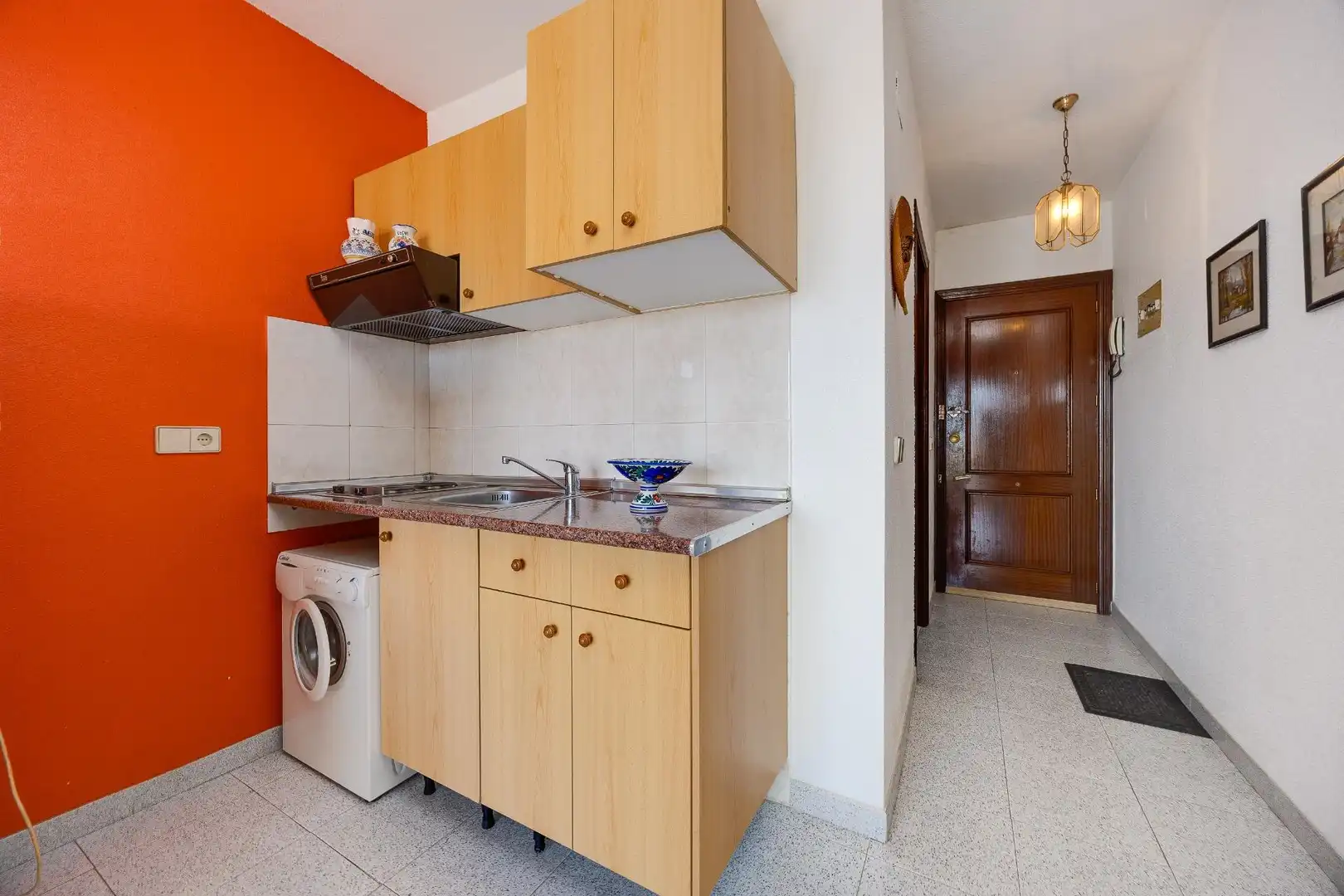 Cocina de Estudio en venta en Torrevieja con Terraza, Amueblado y Balcón