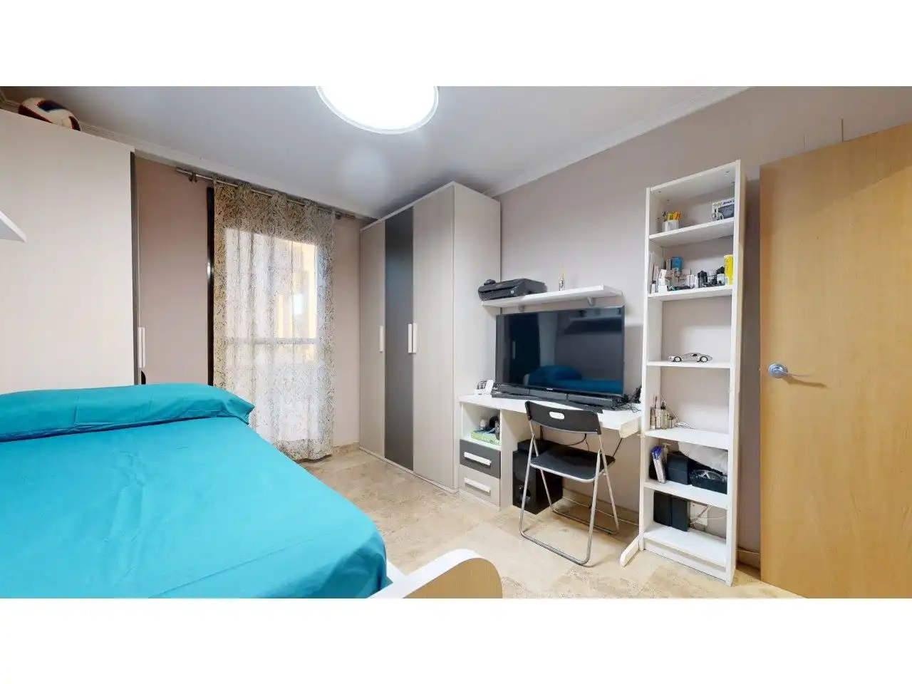 Bedroom of Flat for sale in Valencia  with Air Conditioner, Private garden and Terrace