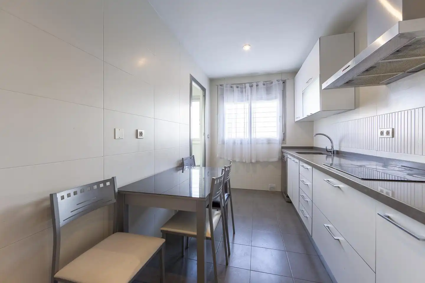 Cocina de Planta baja en venta en Almería con Aire acondicionado, Terraza y Trastero