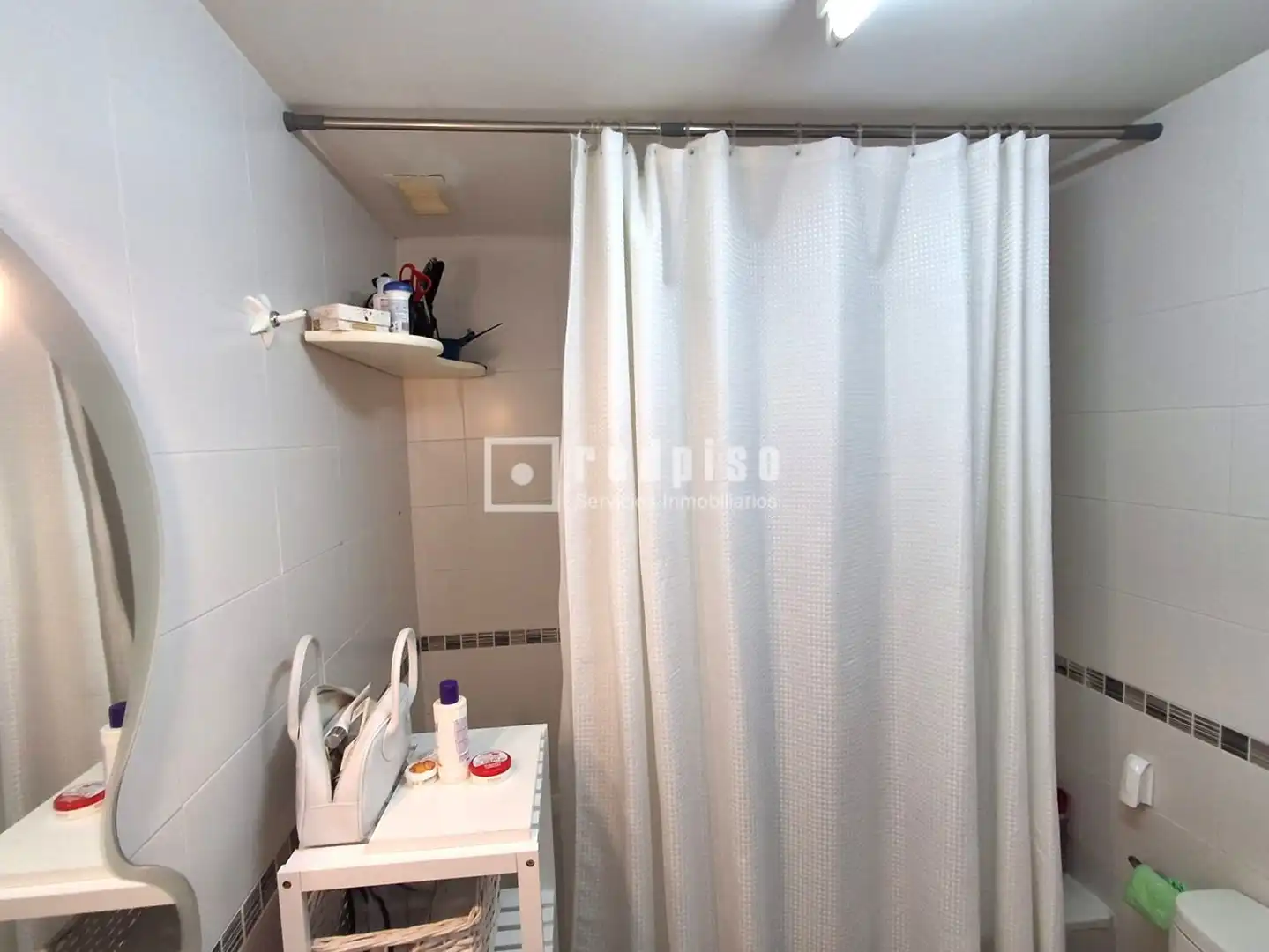 Baño de Piso en venta en Las Ventas de Retamosa con Calefacción, Jardín privado y Terraza