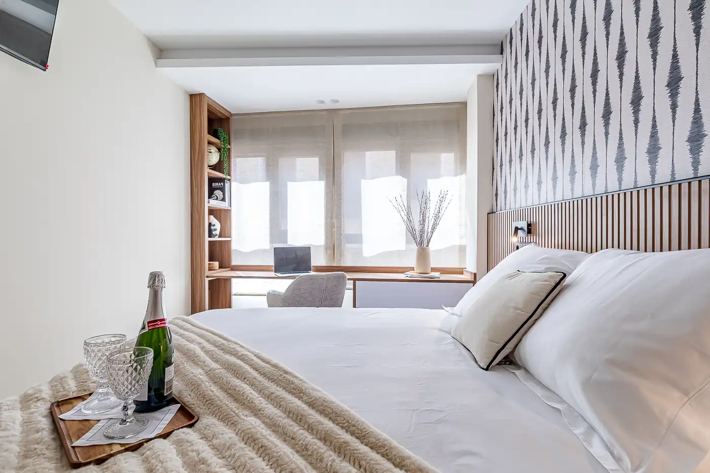 Bedroom of Apartments for rent in Madrid  with Air Conditioner, Heating and Terrace