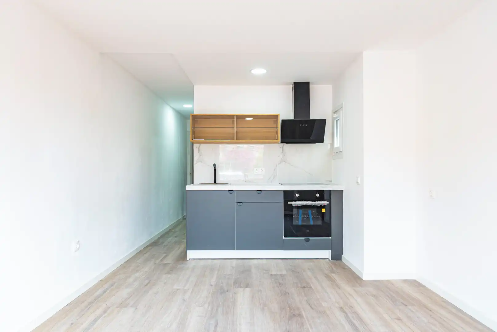 Cocina de Ático en venta en Santa Coloma de Gramenet con Terraza, Horno y Balcón