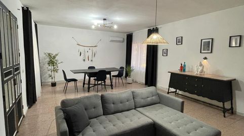 Chalet en venta en Los Pinares, 7 dormitorios.