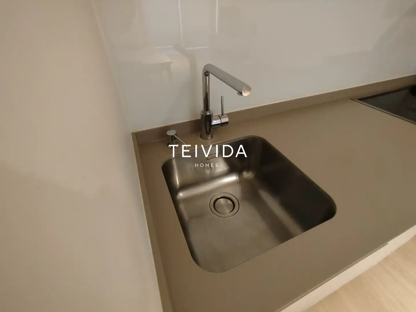 Piso con piscina en venta en Calle Príncipe Pelinor, imagen 8