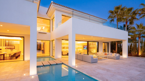 Foto 2 de Casa o chalet de alquiler en Las Brisas, Málaga