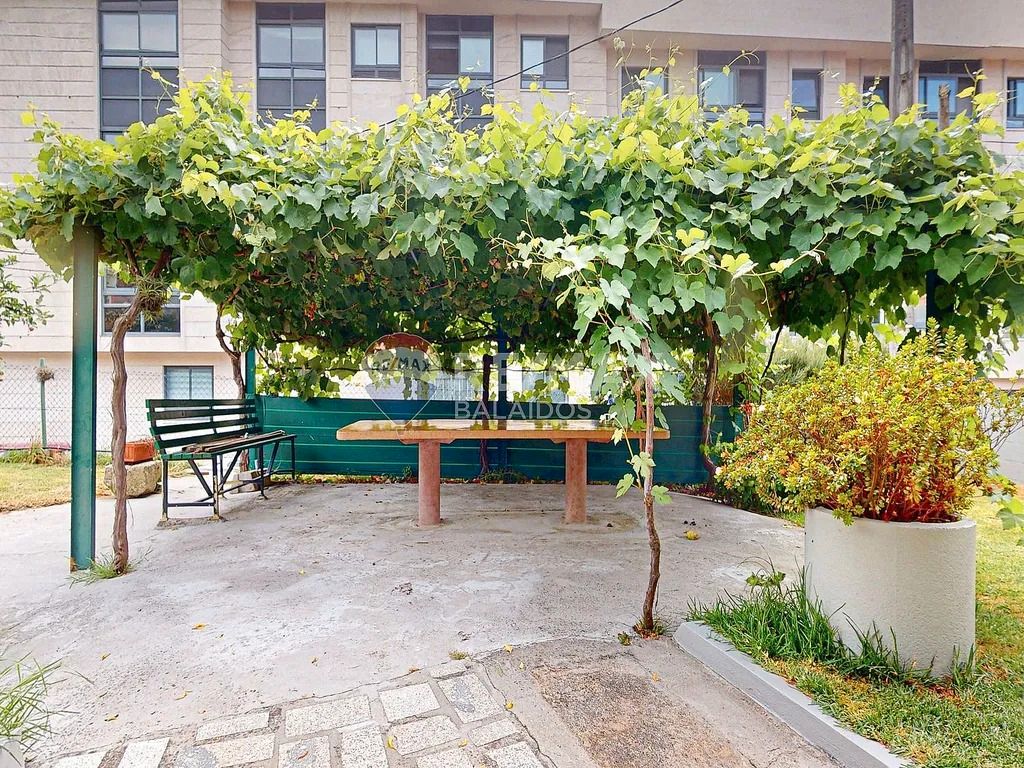 Jardí de Casa o xalet en venda en Vigo  amb Calefacció, Jardí privat i Terrassa