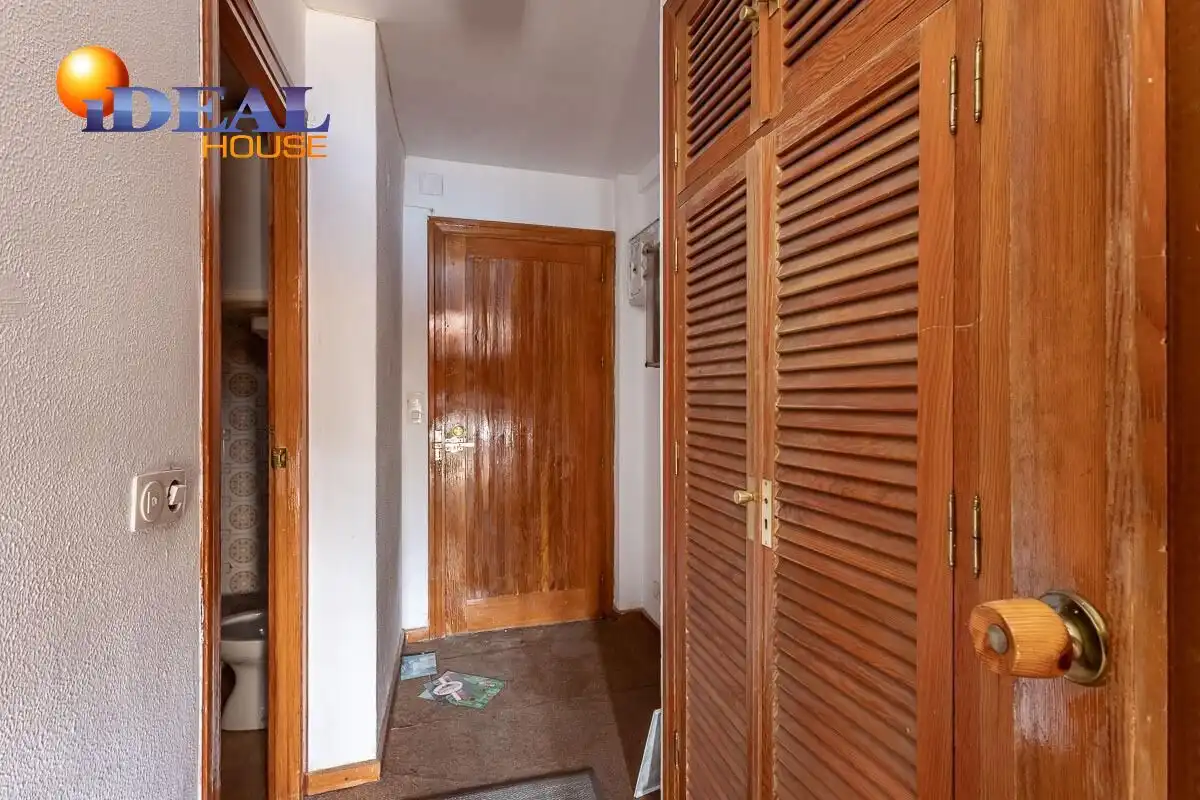 Study for sale in Urbanizacion SOLYNIEVE, 21, Zona media