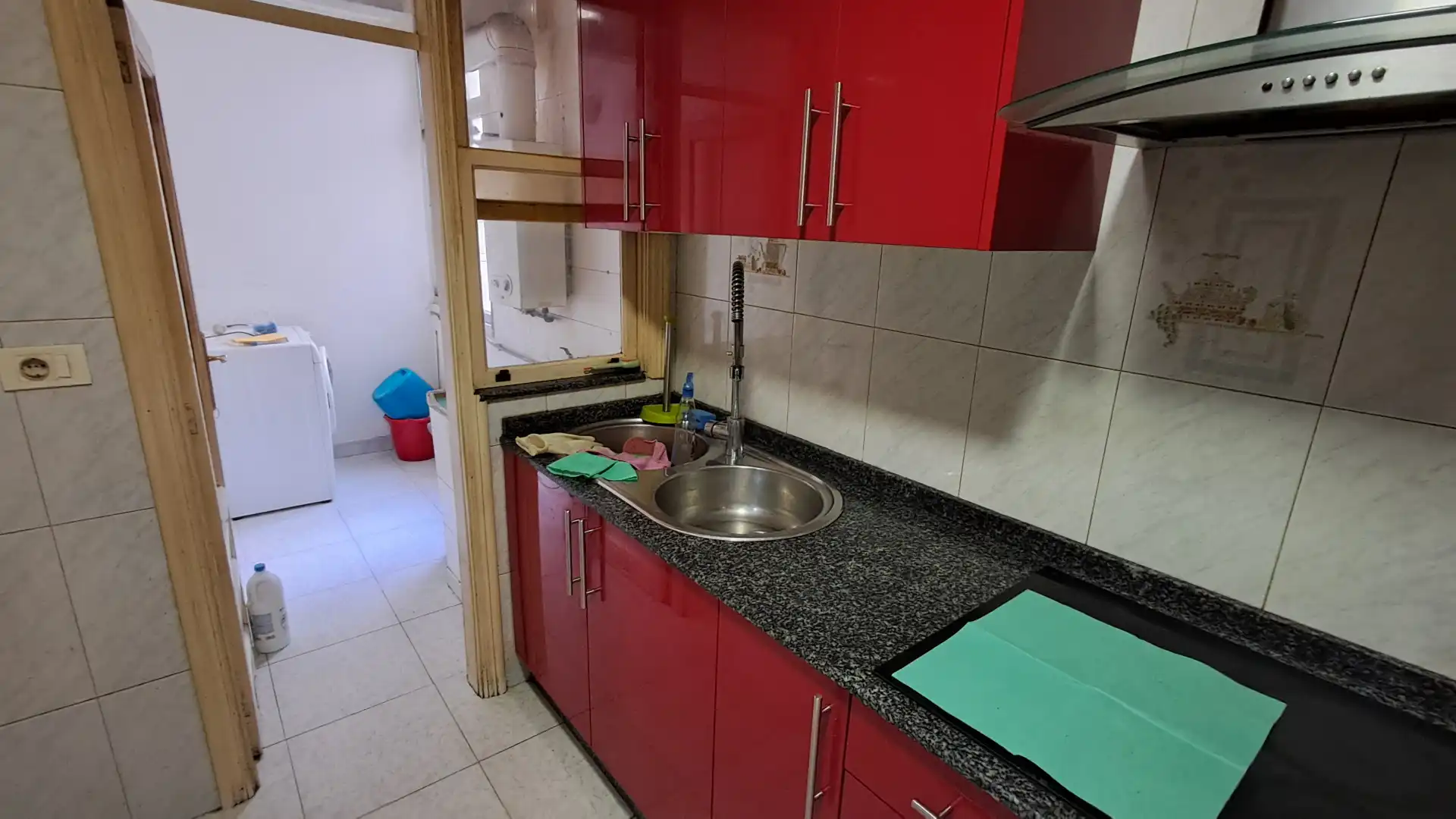 Cocina de Piso en venta en Vigo  con Parquet, Trastero y Amueblado