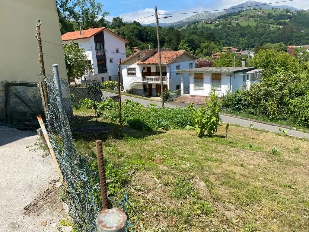 Casa o chalet en venta en Parres con Trastero