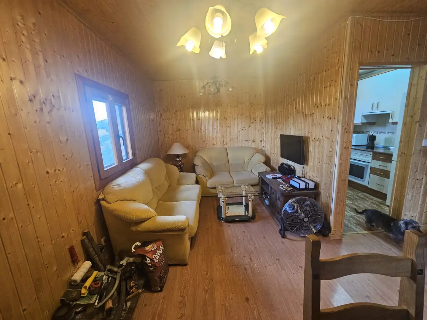 Sala de estar de Casa o chalet en venta en Fuentenovilla con Jardín privado, Piscina y Amueblado