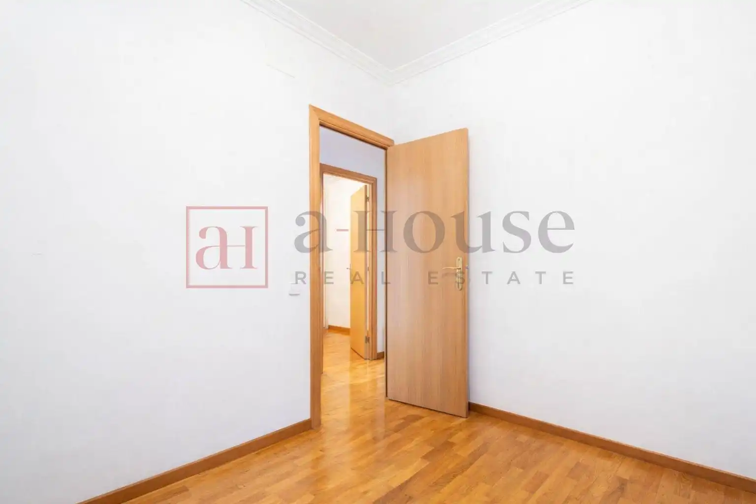 Piso con terraza en venta en Calle de la Diputació, imagen 15