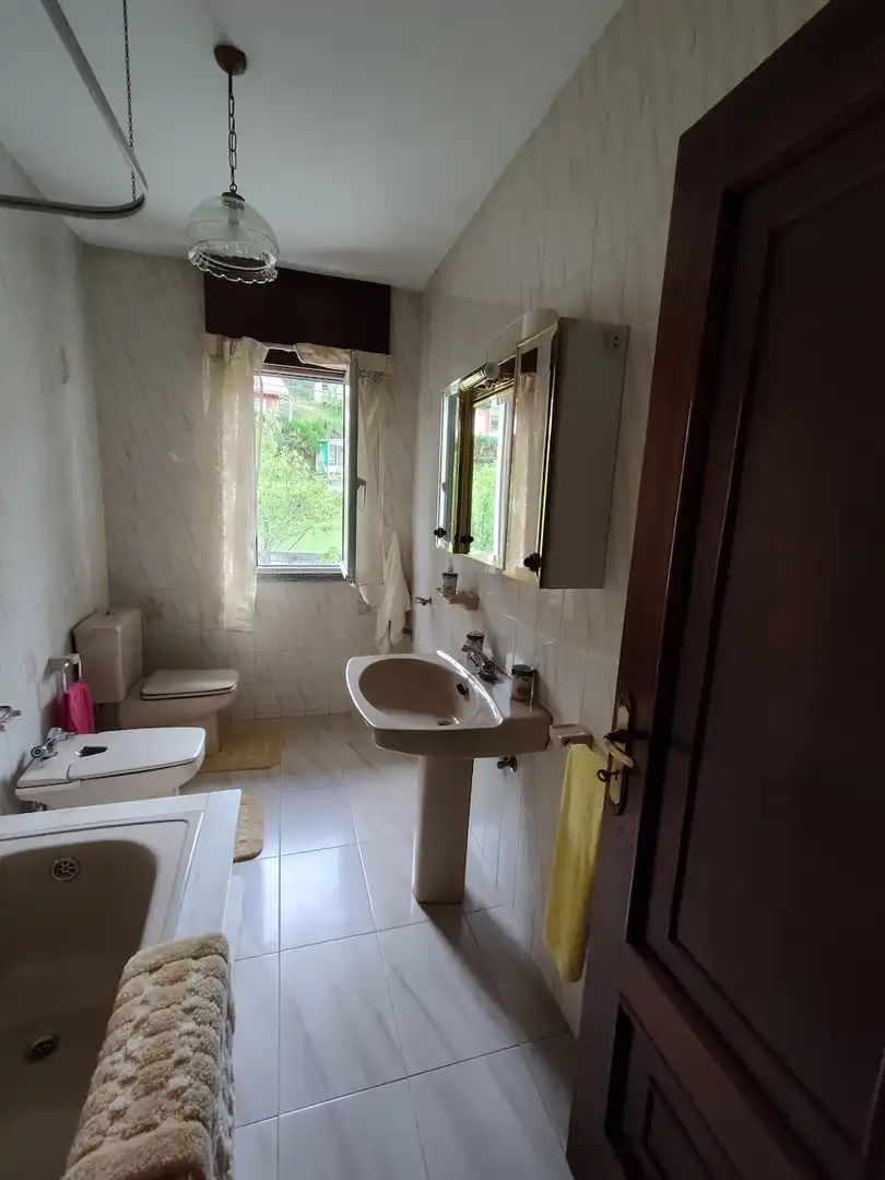 Baño de Casa o chalet en venta en Lousame con Jardín privado, Trastero y Amueblado