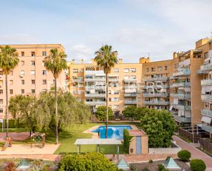 Exterior view of Apartment for sale in  Barcelona Capital  with Air Conditioner, Heating and Parquet flooring