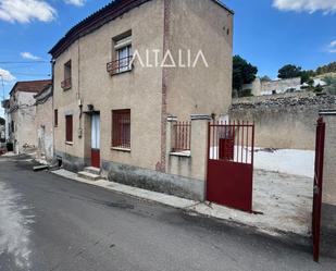 Vista exterior de Casa o xalet en venda en Campos del Paraíso