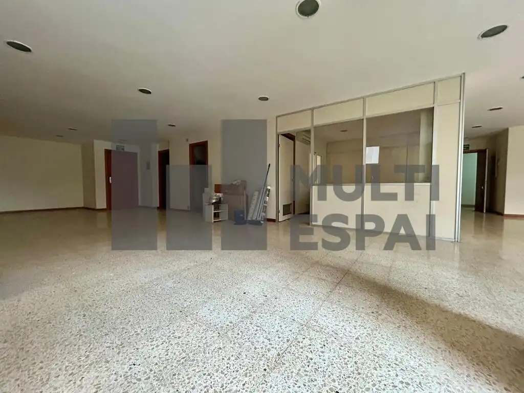 Büro zur Miete in Barcelona mit Klimaanlage und Terrasse