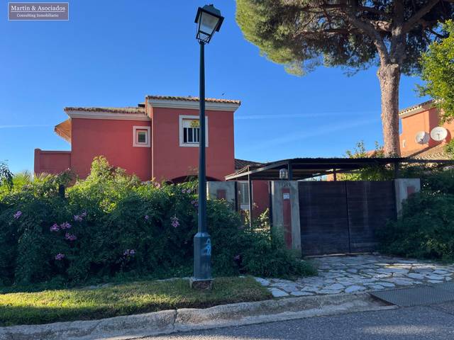 Casa-chalet en Venta en Bollullos de la Mitación