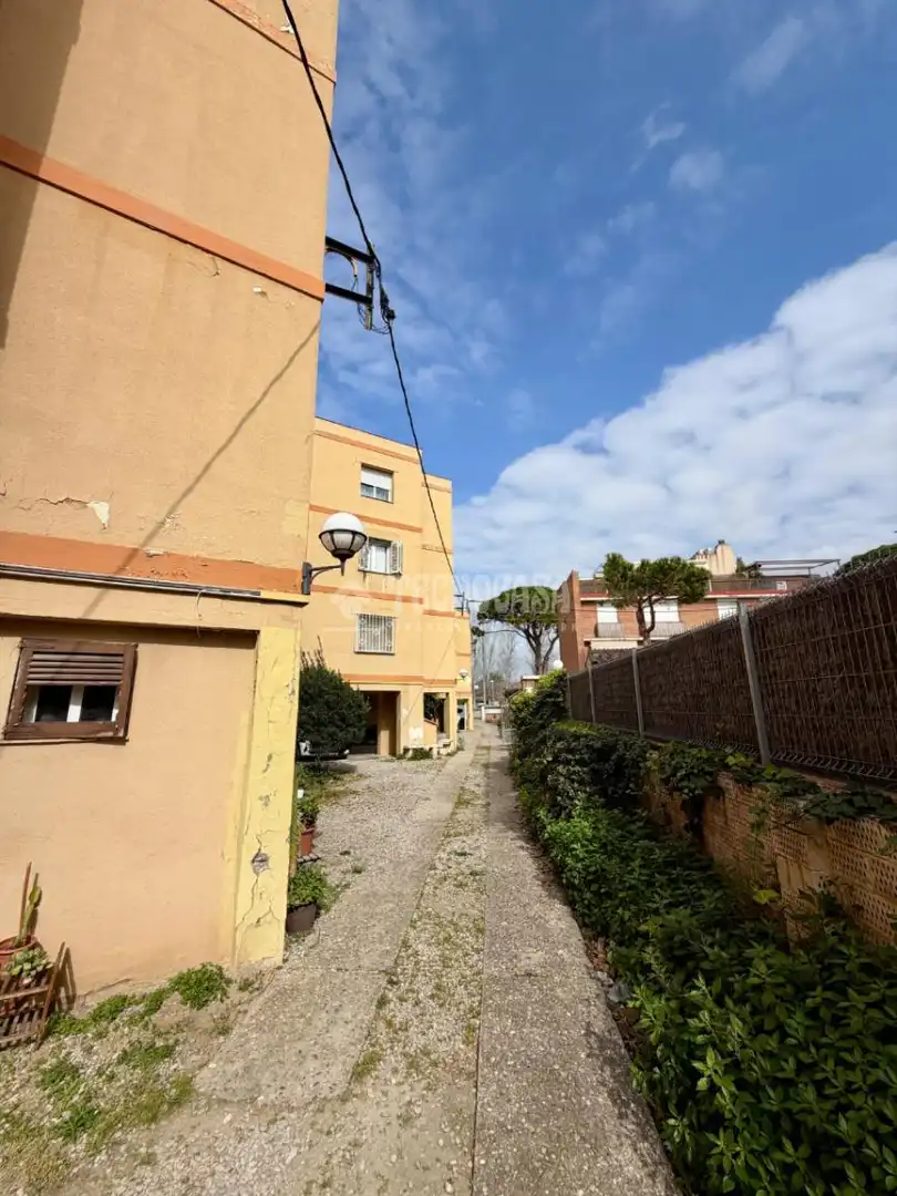 Vista exterior de Piso en venta en Gavà con Terraza