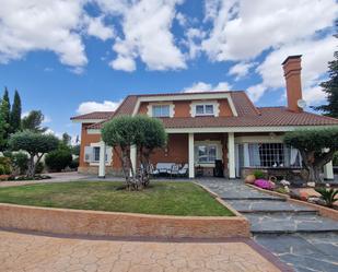 Casa o xalet en venda a Avenida del Pinar, Campo Real