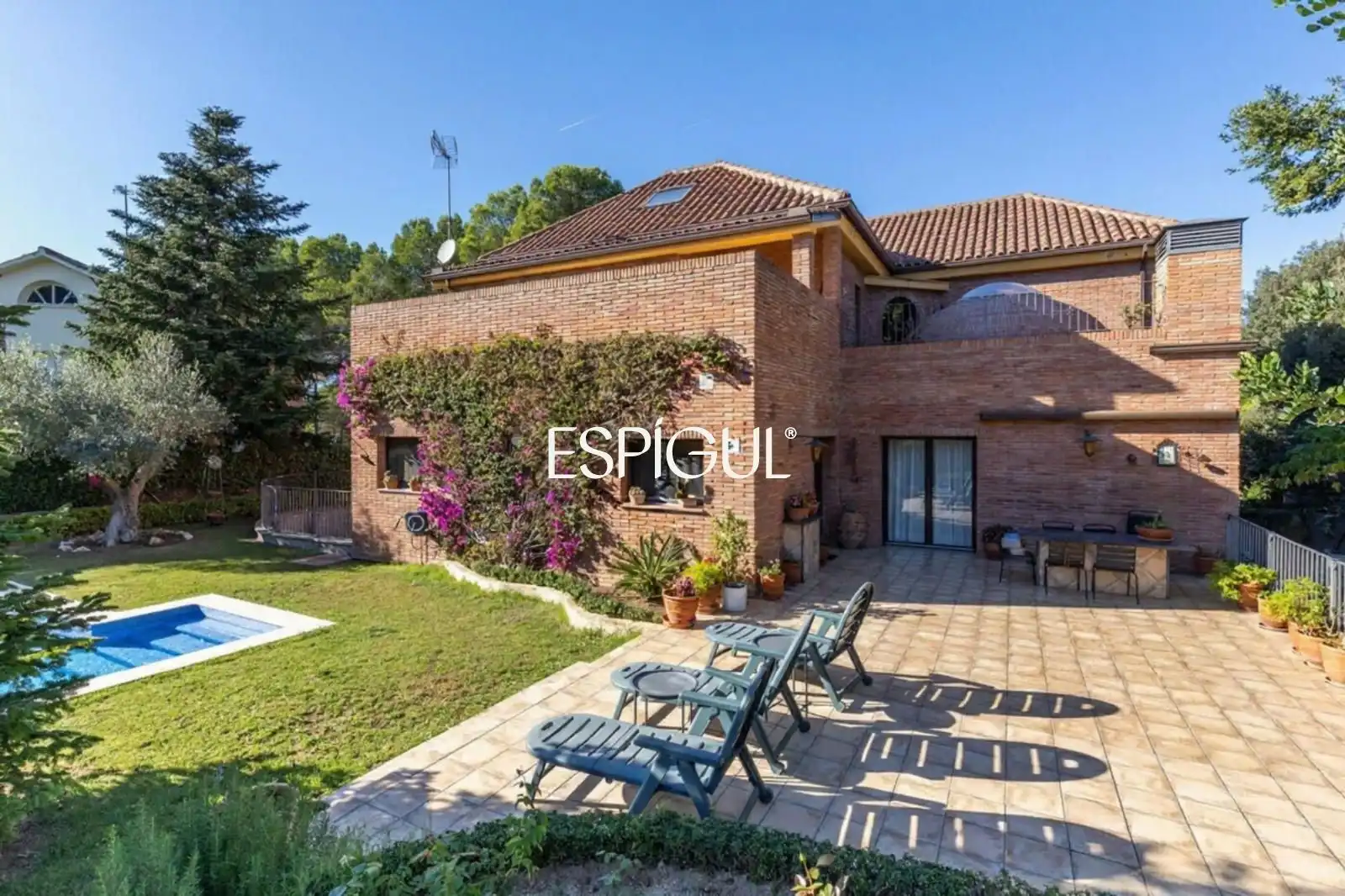 Jardín de Casa o chalet en venta en Sant Cugat del Vallès con Aire acondicionado, Calefacción y Jardín privado