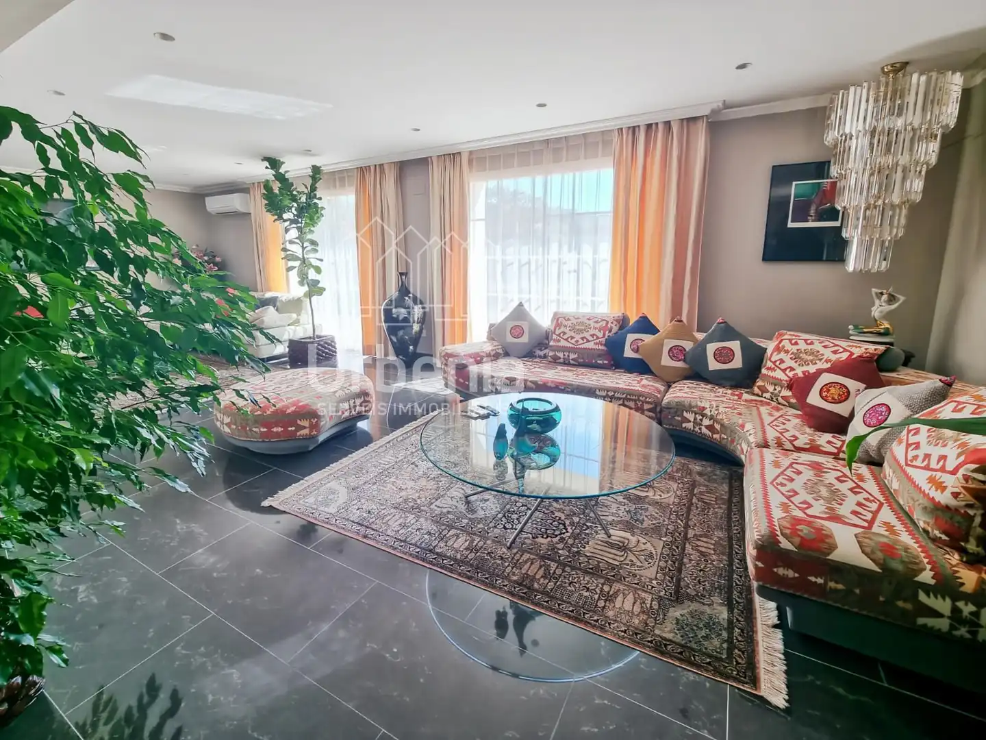 Living room of Houses for sale in Sant Andreu de Llavaneres  with Air Conditioner, Heating and Swimming Pool