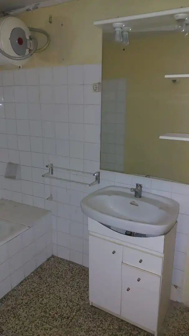 Bany de Pis en venda en Igualada amb Terrassa i Balcó