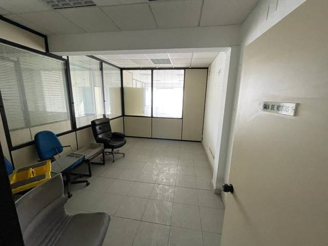 Oficina en Alquiler en Axular Kalea en Valle de Trápaga-Trapagaran