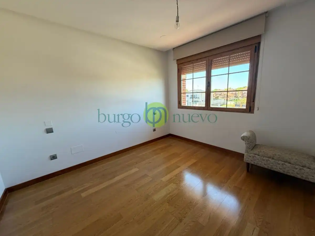 Villa mit Terrasse zur Miete in Calle Monte San Isidro, imagen 29