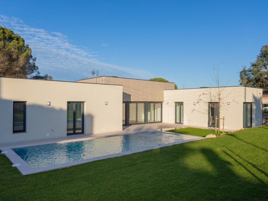 Exterior view of House or chalet for sale in Llagostera  with Air Conditioner, Heating and Terrace