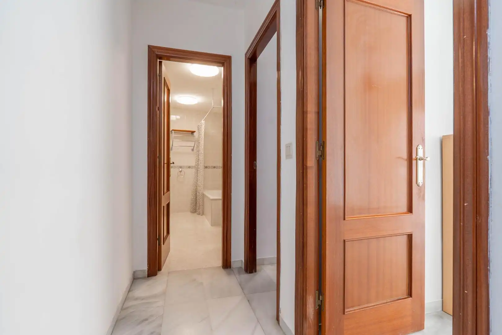 Wohnung zur Miete in La Zubia mit Klimaanlage
