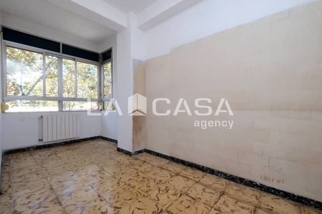 Piso en Venta en Carrer de Sant Iscle en El Turó de la Peira
