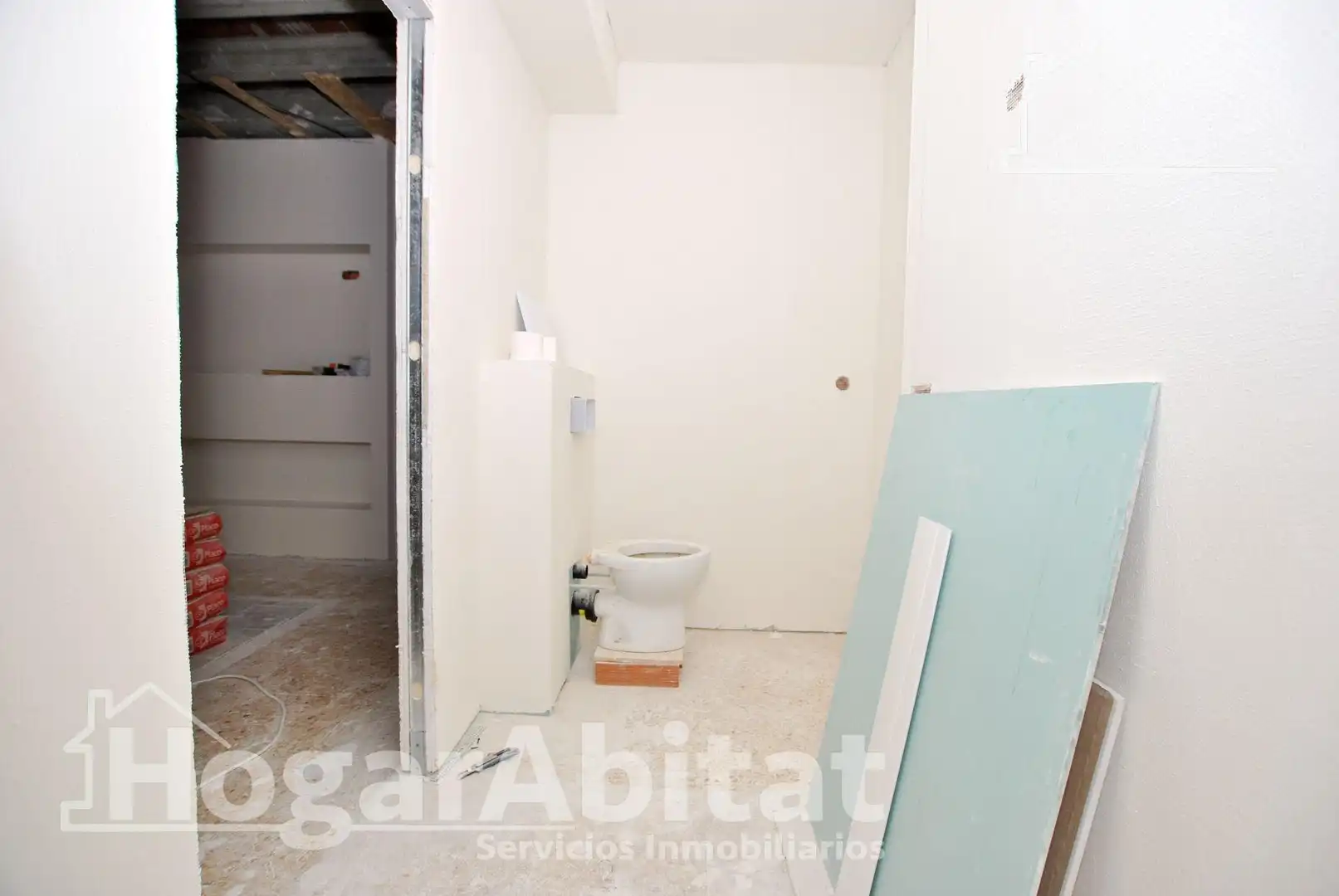 Wohnung zum Verkauf in Gandia mit Klimaanlage, Heizung und Balkon