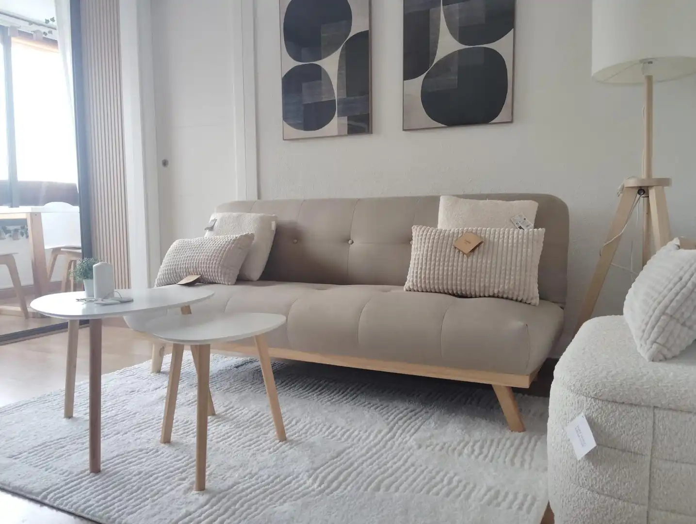 Flat with pool for sale in Calle BRUSELAS, imagen 2