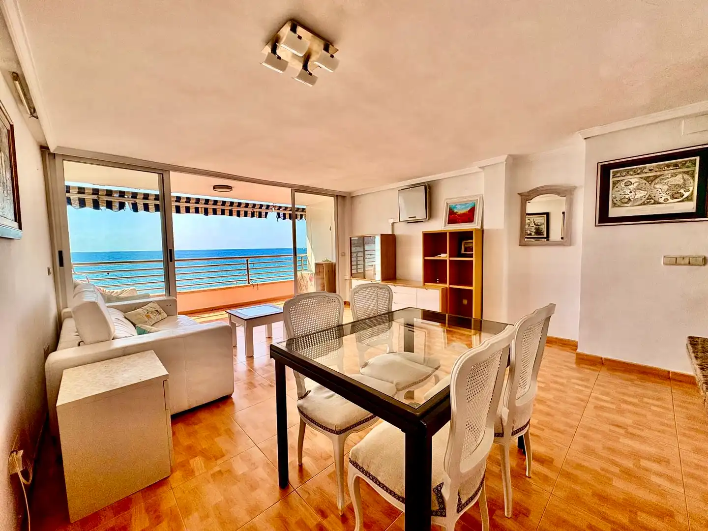 Piso con ascensor en venta en Carrer Sol Naixent, imagen 4