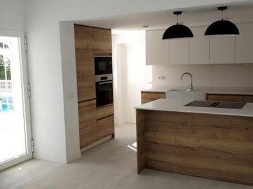 Casa con piscina en venta en San Pedro de Alcántara