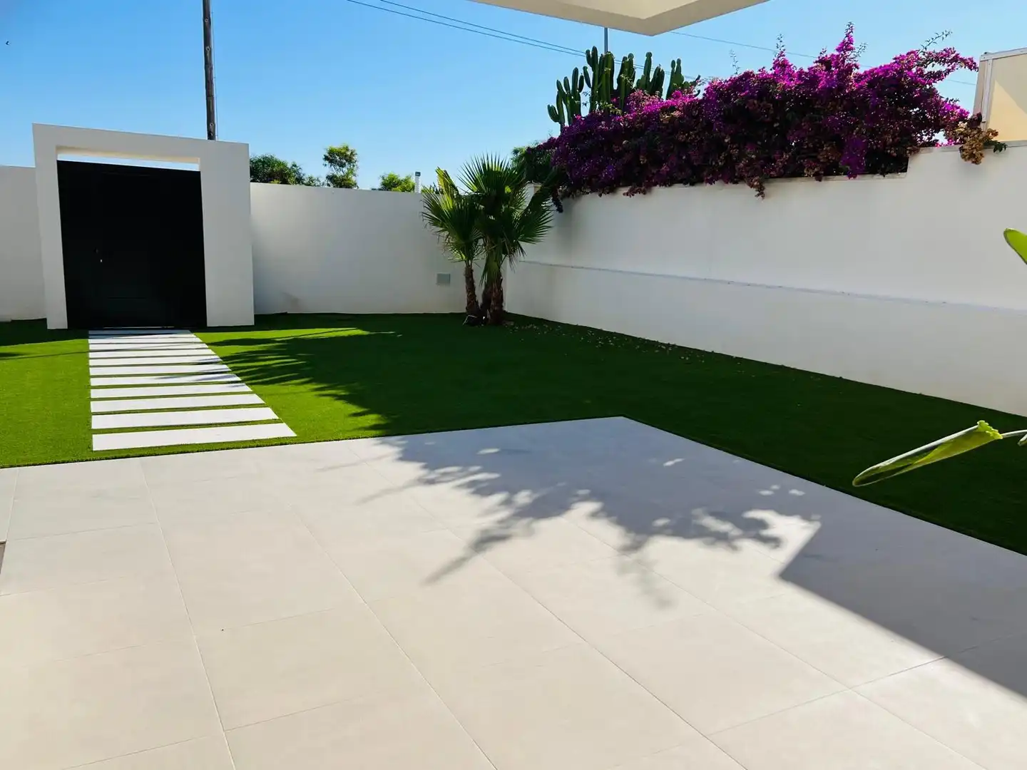 Terrassa de Casa o xalet en venda en Torrevieja amb Aire condicionat, Calefacció i Jardí privat