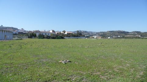 Parcela urbanizable al 80 en Benamocarra.